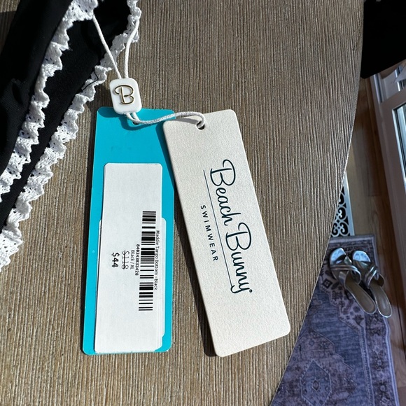 Beach Bunny Maddie tango bottom Black and White Bikini - Picture 3 of 4